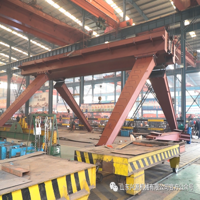 MGH双主梁门式起重机试机!